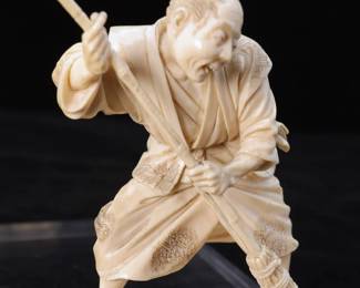 Antique Okimono 19th Century Man Sweeping Statue