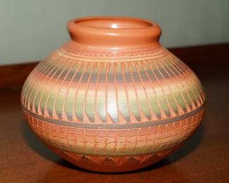Navajo Polychrome Pottery Vase Signed Shawn Williams