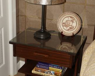 Stickley Pasadena Bungalow Oak Knoll Nightstand