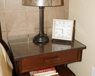 Stickley Pasadena Bungalow Oak Knoll Nightstand