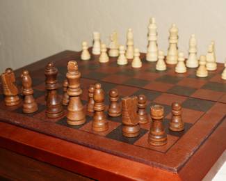 Foldable Wood Chess Set