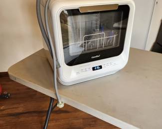 Counter top dish washer.