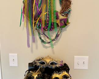 Mardi Gras wreath and masks