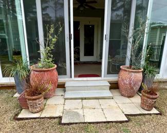 several large pots (large one are very heavy so you will need to bring help to load)