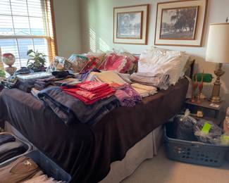 Linens, Towels and Bedding
