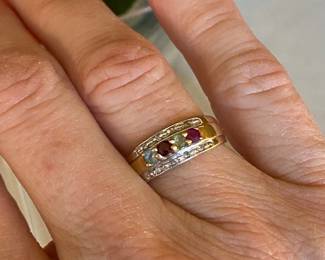 21- $100 - 10kt gold ring with multi colored stones 5 - Size 6