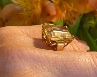 $450 - 14kt yellow gold Deco setting with emerald cut citrine 8.67 gr.