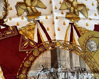 10- $330 - Hermes Square silk scarf 36x36 - Model Napoleon - Edition started in 1962 - 90cm. Very good condition. no stain no pulls, no box.