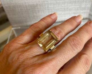 $450 - 14kt yellow gold Deco setting with emerald cut citrine 8.67 gr.