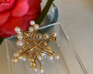 5- $200 - 14kt yellow gold dome brooch or pendant