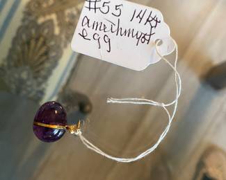 14kt gold mounted Amethyst egg $70