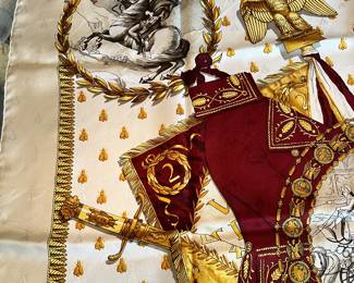10- $330 - Hermes Square silk scarf 36x36 - Model Napoleon - Edition started in 1962 - 90cm. Very good condition. no stain no pulls, no box.