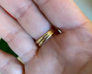 25- $350 - 14kt yellow gold & oval citrine (setting 1970's), deep cut citrine. real cool . Sz 8.