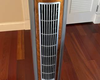 Oscillating tower fan