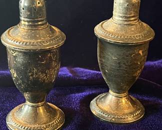 Weighted silver salt & pepper shakers