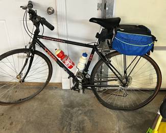 Trek 720 men's bicyle