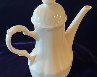 Sterling Colonial stoneware