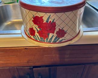 Vintage metal cake plate 