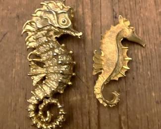 (2) Seahorse Pins
