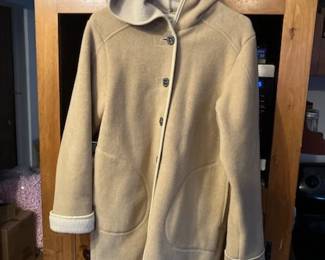 LL Bean Women's XS Sherpa Lined Polyester Jacket
