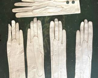 Victorian Ladies Gloves
