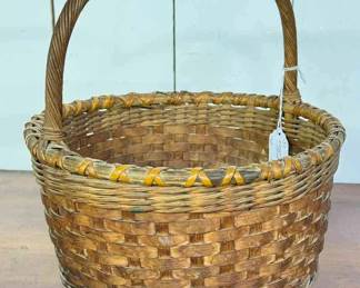 Vintage Wicker Basket
