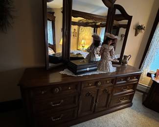 Bedroom dresser with triple mirror