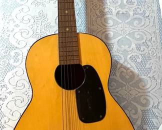 Lindell Acoustic guitar 