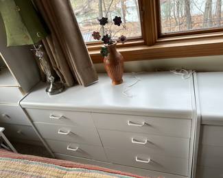 drawers white 