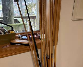 Pool cues, Dufferin
