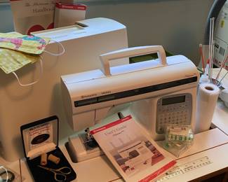 Husqvarna Viking Sewing Machine - Platinum 730 
