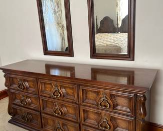 TRIPLE DRESSER #2 DUAL MIRRORS