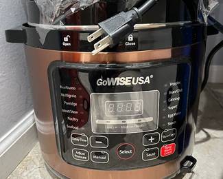 Insta-Pot - Like-New Condition