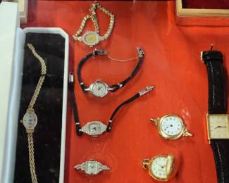 Assorted Gold watches 