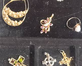 Assorted Gold jewelry 