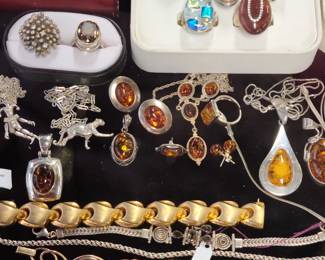 Assorted Sterling jewelry 