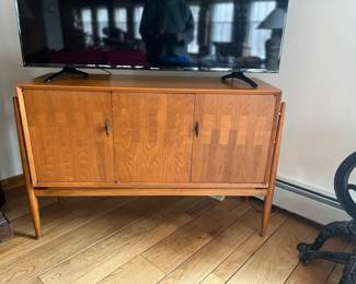 credenza