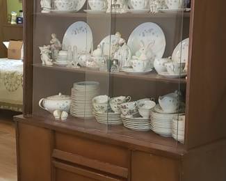 Bassett Walnut MCM china cabinet