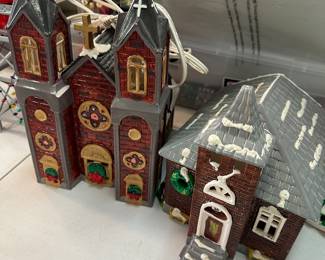 Dept 56 Christmas Decor Lighted Houses