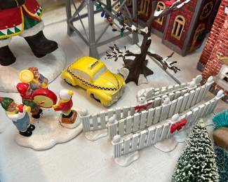 Christmas Decor - Dept 56