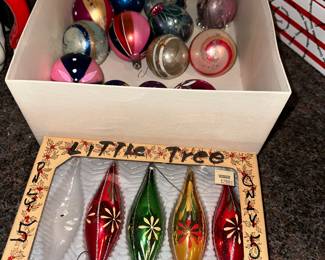 Vintage Christmas Items
