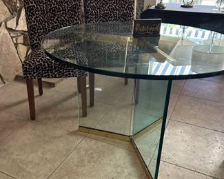 Glass Dinning Table 