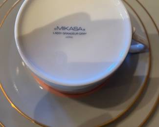 Mikasa fine china service for 8