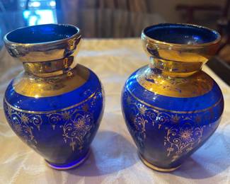 Lovely small bud vases