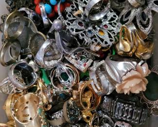 Bins full of vintage costume jewelry w/Kevin (March 23)