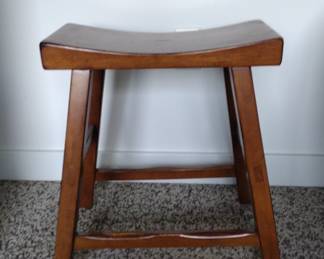 Japanese-style solid wood stool