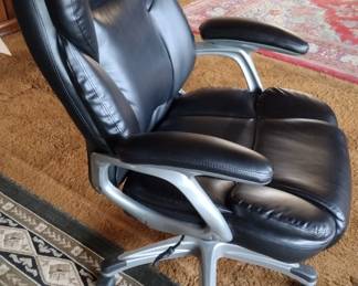 barely used office chair