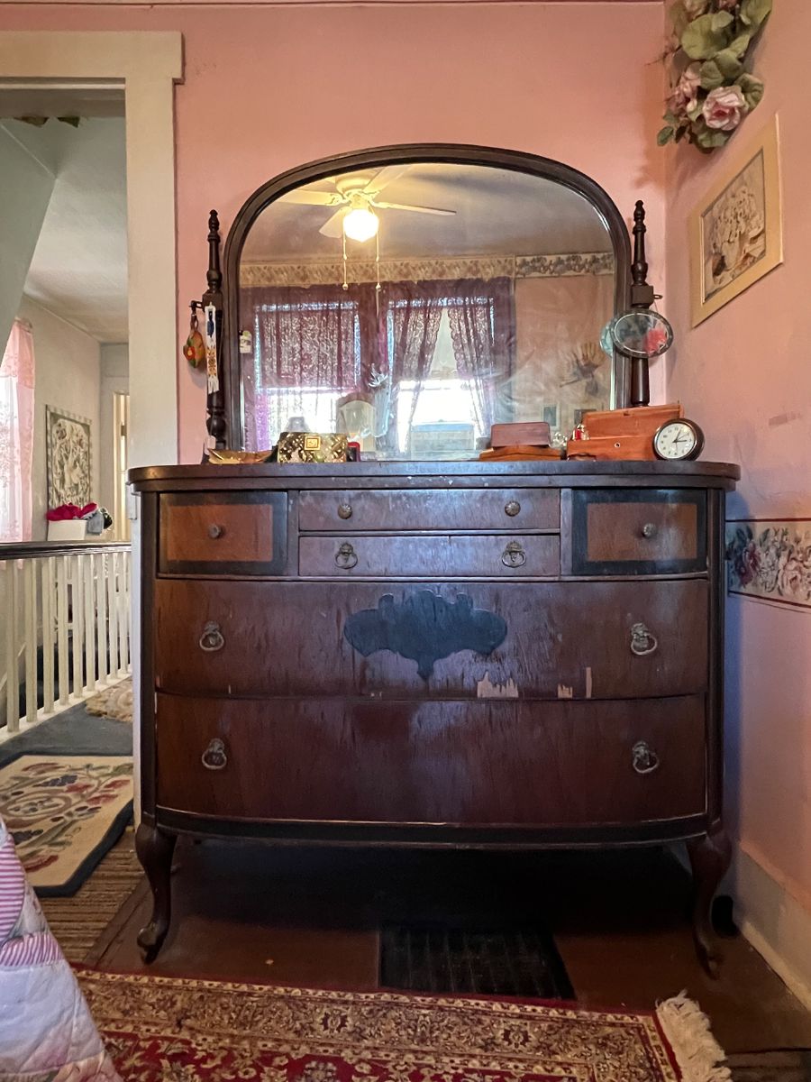 Vintage Neptune City Estate Sale by Attic... starts on 2/10/2024