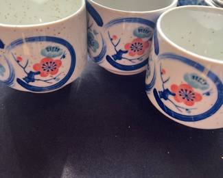 mugs
