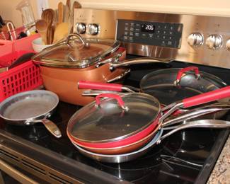 Tons of nice pots here - Copper Chef and Ninja pots mostly